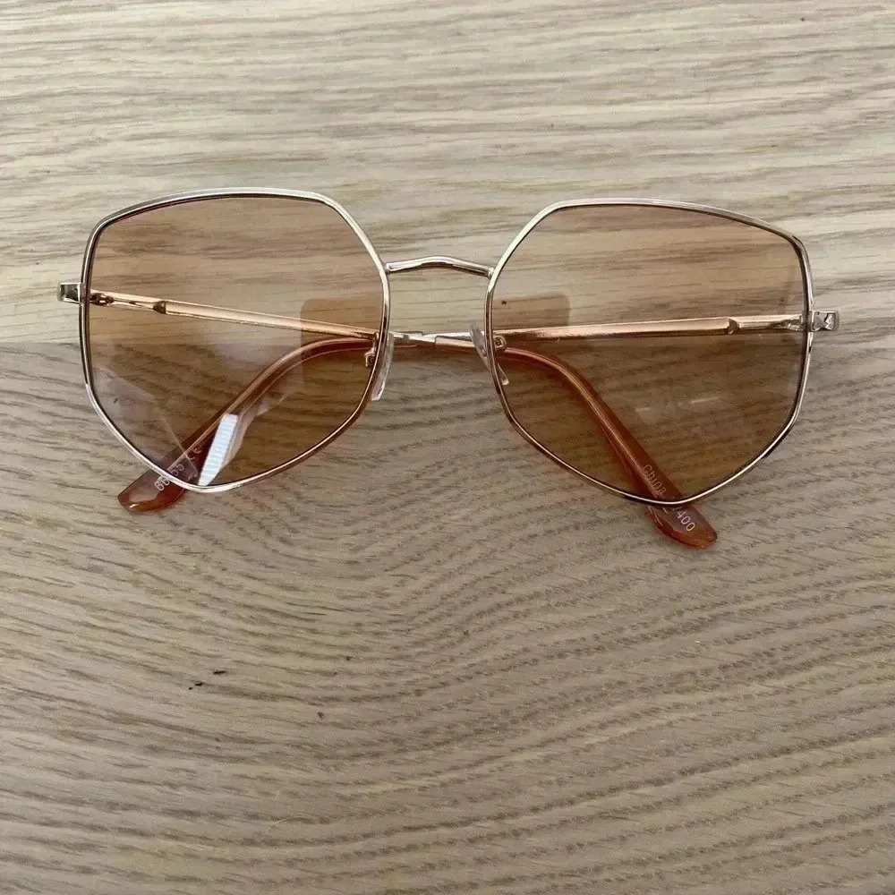 🆕Fashion Gold Metal Frame Sunglasses🆕